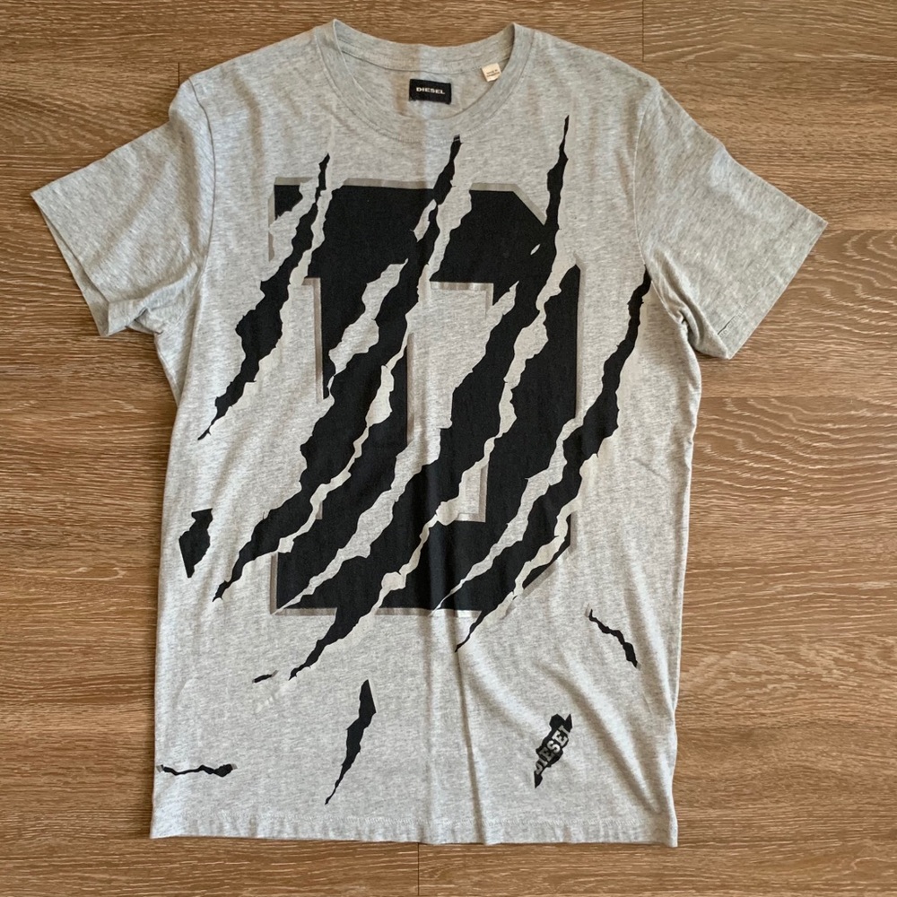 Men’s Sz. M diesel t-shirt